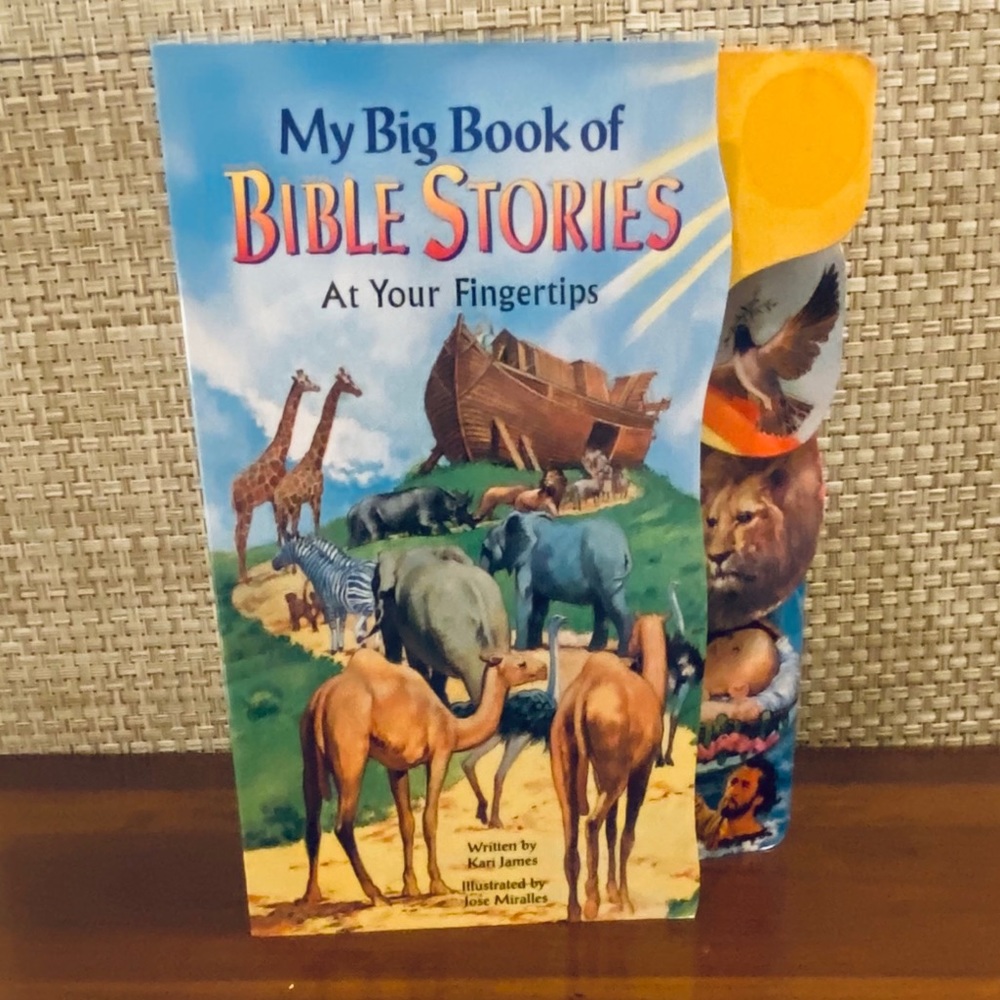 VTG Bible Stories At Your Fingertips Board Book - Picture 1 of 5